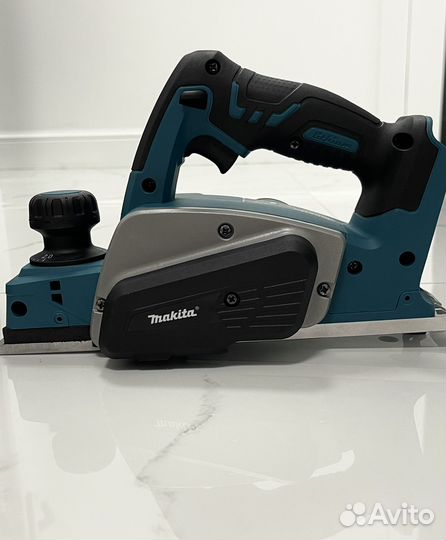 Рубанок Мakiata