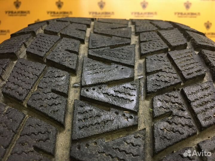 Bridgestone Blizzak DM-V1 275/65 R18 114R