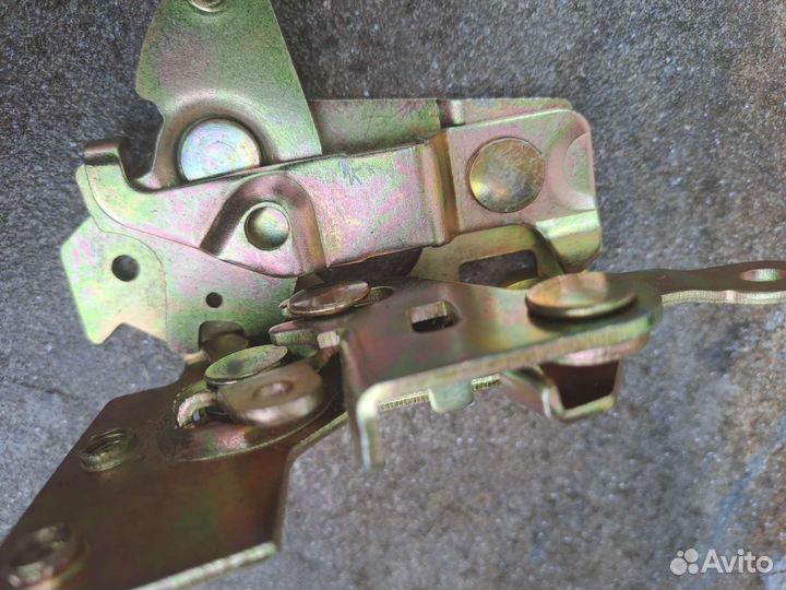 Механизм двери внутренний Ода левый