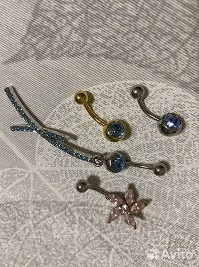 Пирсинг в пупок