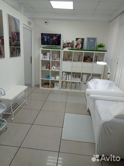 Кабинет педикюра и маникюра под ключ+база клиента