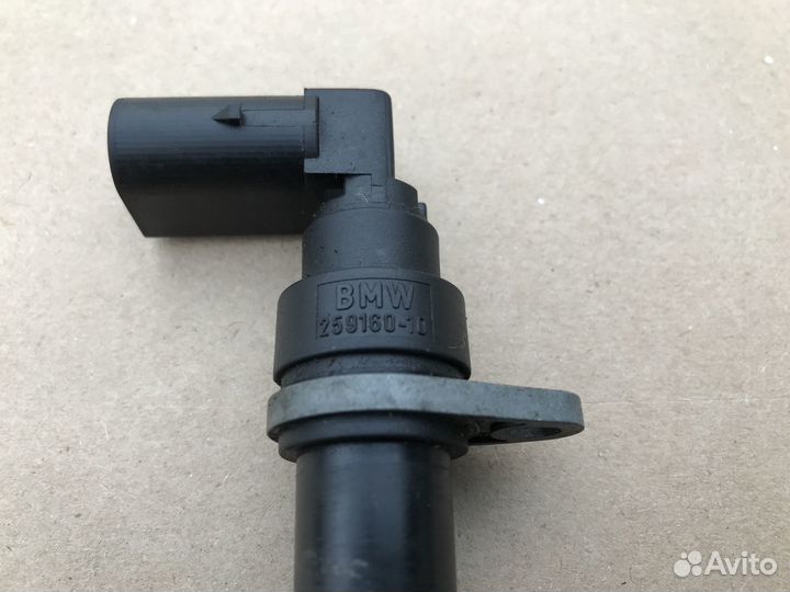 Датчик распредвала на BMW E39 2.5 M57 25916010