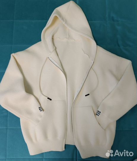 Бомбер женский шерстяной из альпака