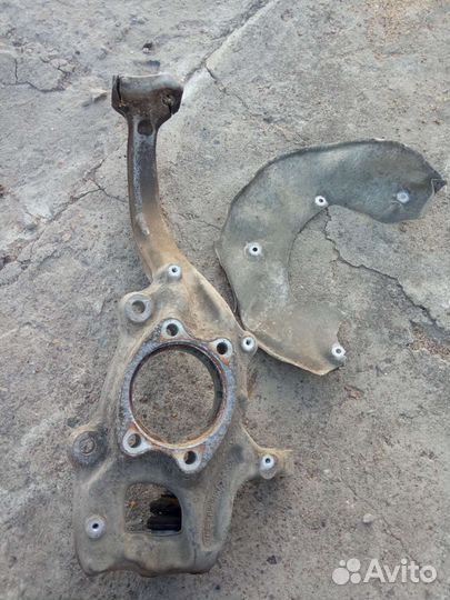 Рычаг правый на ауди ку 5