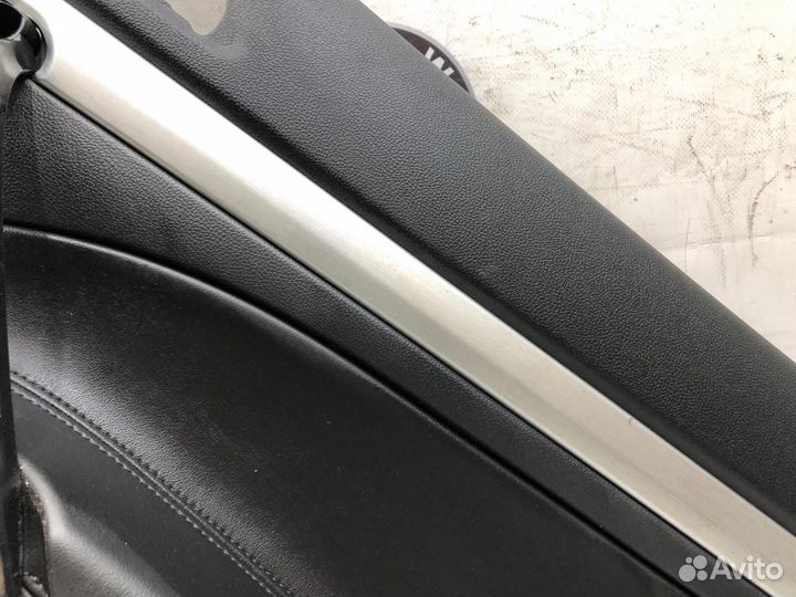 Обшивка двери (карта) задняя правая Skoda Octavia