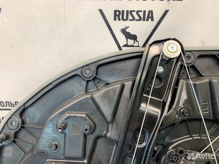 Стеклоподъемник передней левый Volvo XC40 30747091