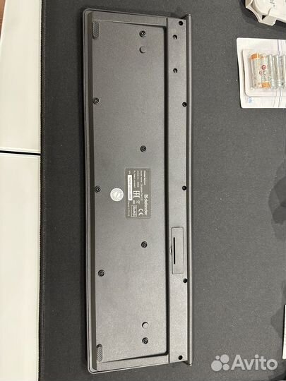 Беспроводная клавиатура Defender, новая