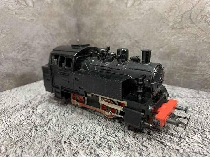 М. Локомотив Pikio BR98