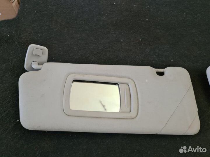 Козырек солнцезащитный Renault Fluence седан M4R