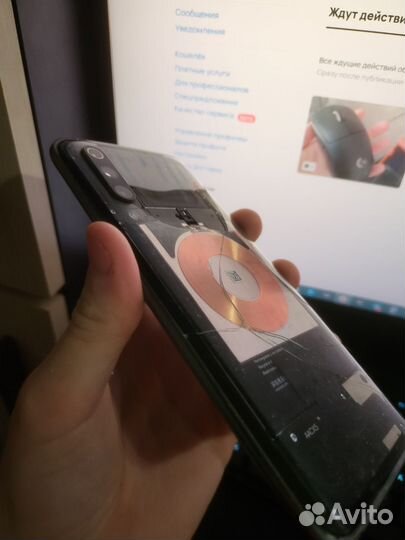 Xiaomi Mi 9, 6/64 ГБ