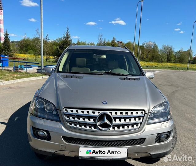 Mercedes-Benz M-класс 5.0 AT, 2005, 290 000 км
