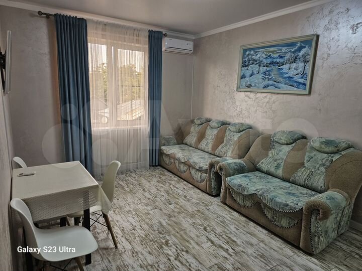 2-к. квартира, 55 м², 3/3 эт.
