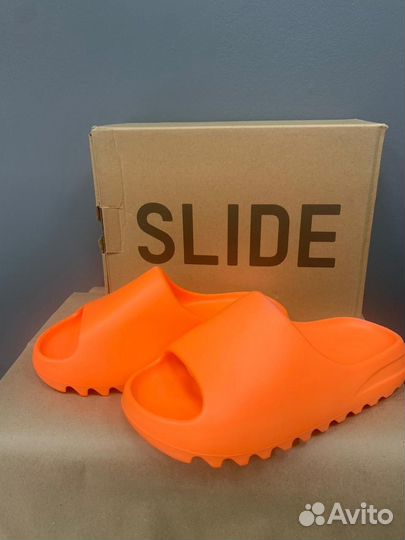 Тапки Adidas Yeezy Slide