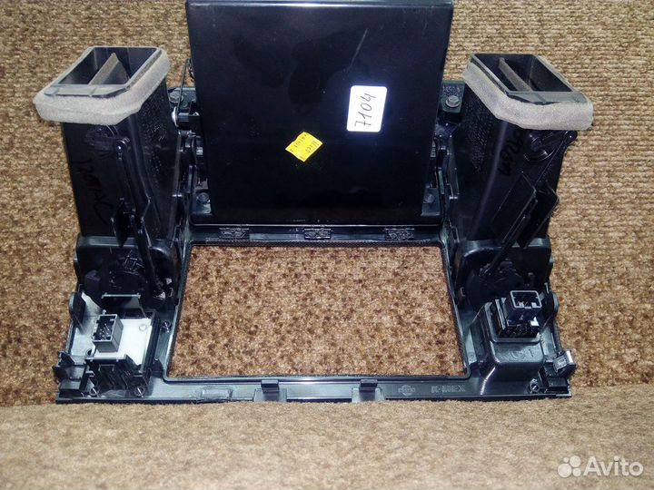 Рамка магнитолы консоль Nissan Tiida c11