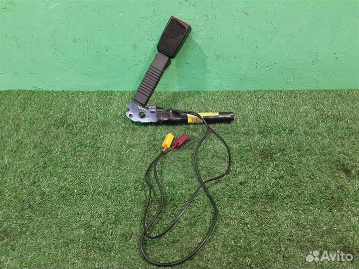 Замок ремня безопасности передний левый Ford Kuga