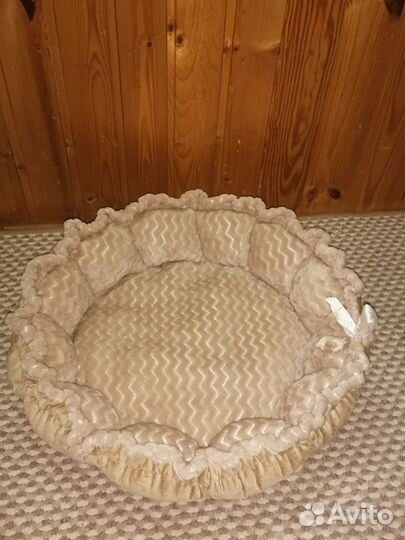 Удобные лежанки для кошек и собак