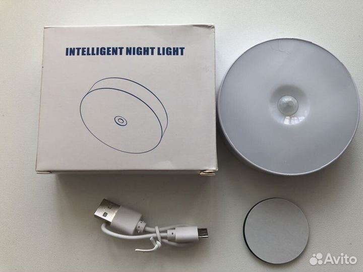 Светодиодный светильник с датчиком движения (3 шт)