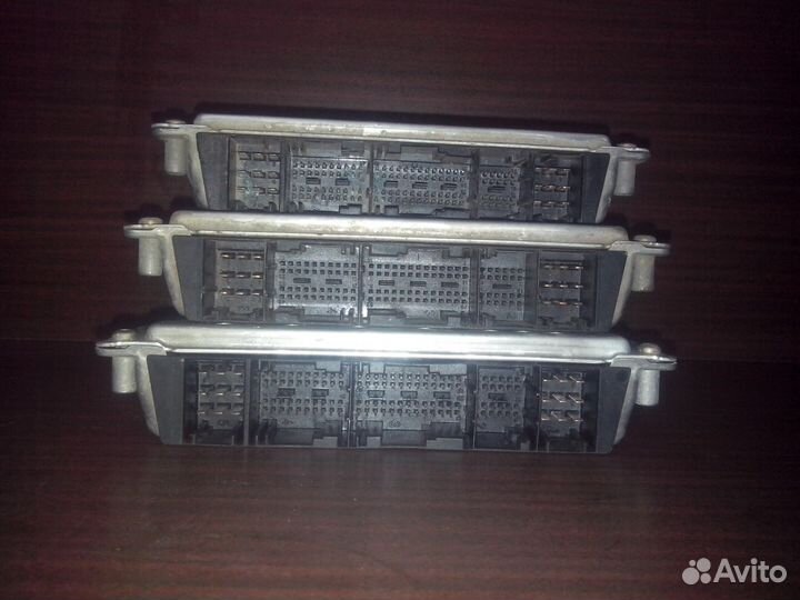 Блоки управленния двигателем Mercedes w220