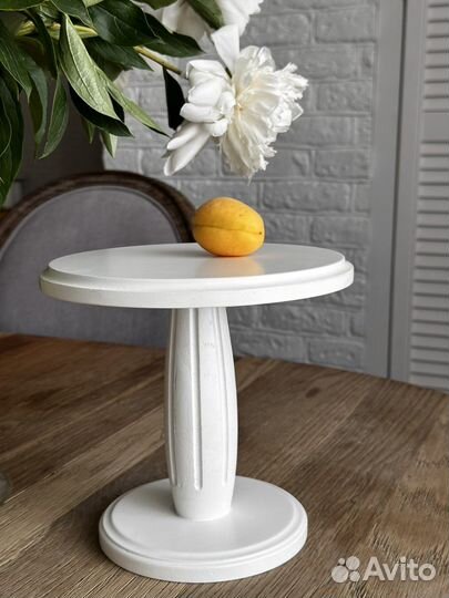 Подставки для десертов (сервировка стола)