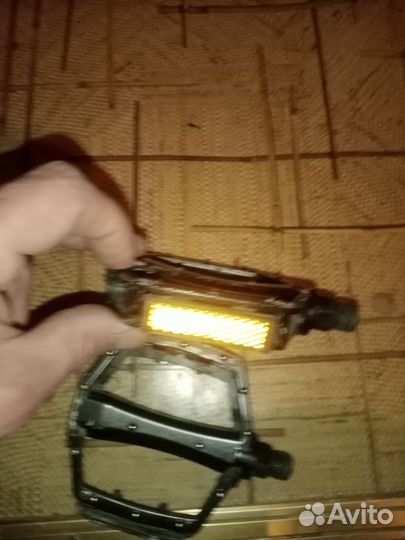 Педали для велосипеда