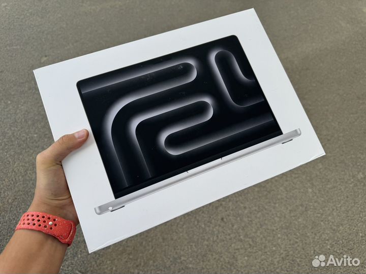 Macbook pro 14 m3pro 18 512 silver