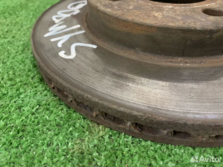 Передний тормозной диск Renault symbol clio 2