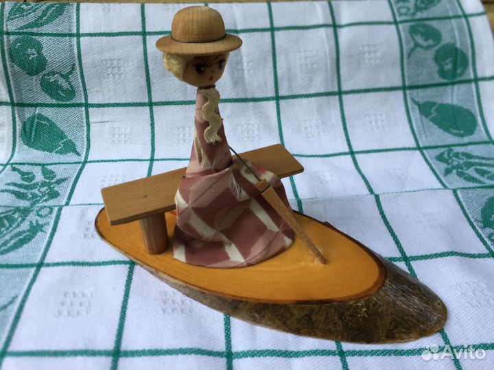 Сувениры из дерева