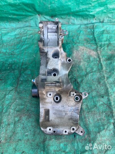 Кронштейн генератора и компрессора Renault Logan