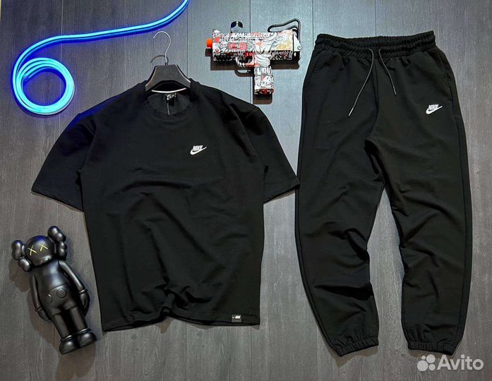 Костюм Nike