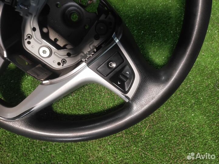 Руль Hyundai Solaris седан 1.6 2012