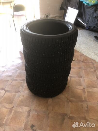 Bridgestone Blizzak Spike-02 225/45 R18 91