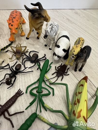 Фигурки животные и насекомые