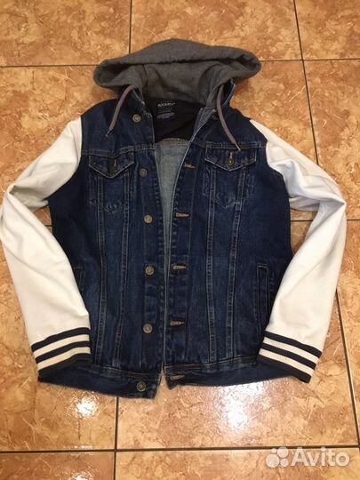 Джинсовая куртка pull bear