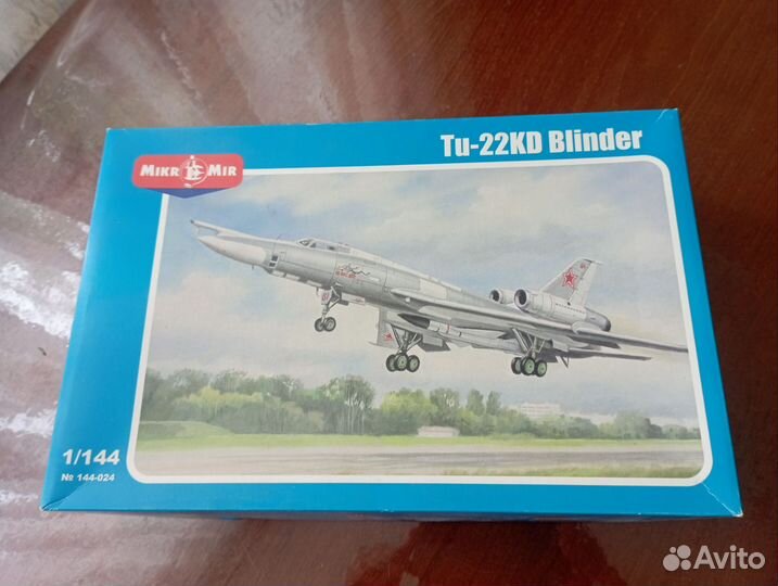 Сборная модель самолета Ту-22кд 1 144