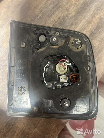 Фонарь задний nissan patrol 2014