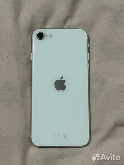 iPhone SE, 64 ГБ