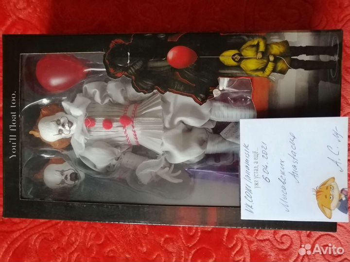 Фигурка Pennywise Neca в одежде
