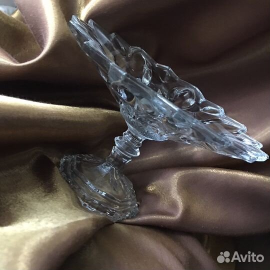 Фруктовница Ваза на ножке