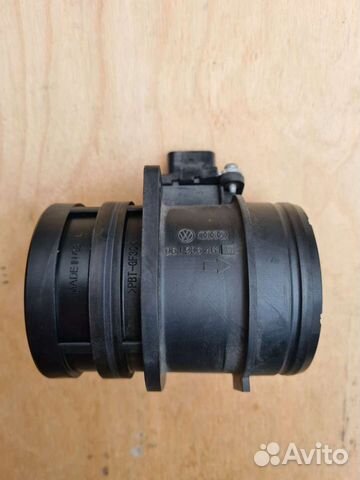 Датчик расхода воздуха 06J906461D Audi A4 A5 Q5