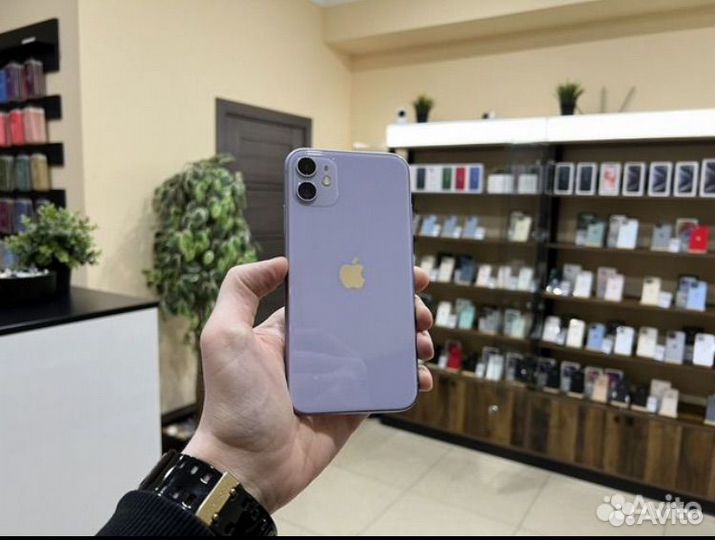 iPhone 11, 128 ГБ