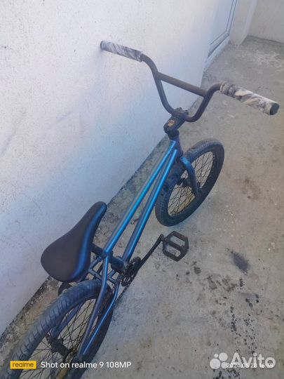 Трюковой велосипед BMX