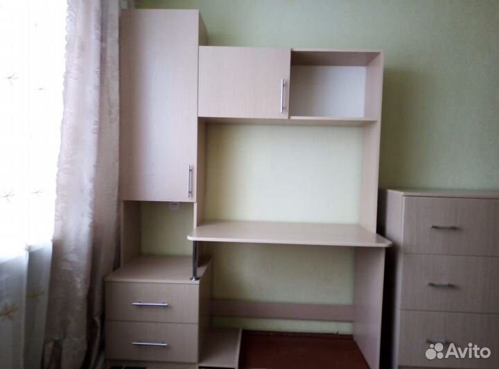 Компьютерный стол