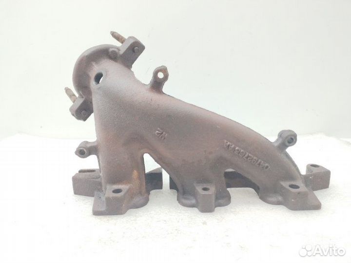 Выпускной коллектор левый Chrysler 300C LX 2.7