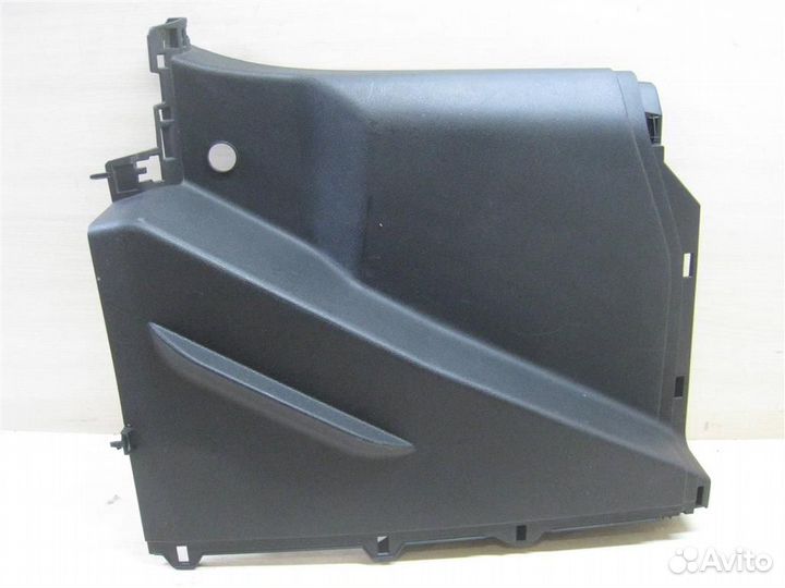 Обшивка багажника правая Citroen Berlingo B9 2011