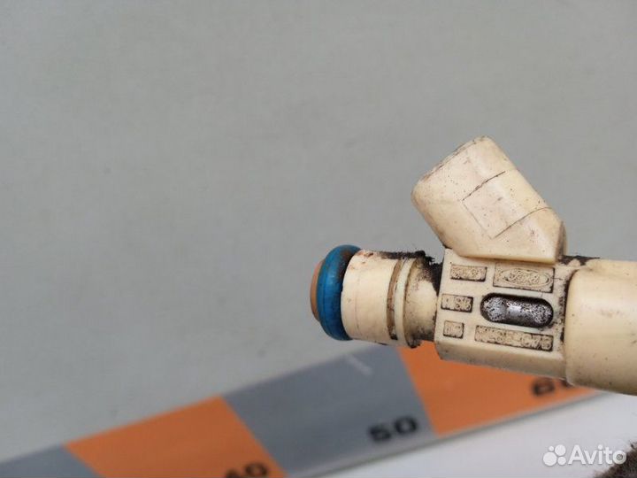 Форсунка топливная Ford Escape EPF 3.0 2001