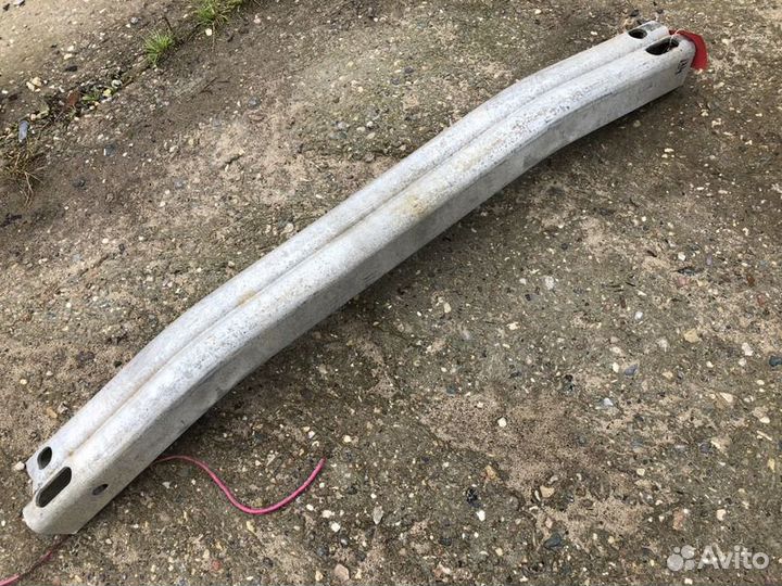 Усилитель бампера переднего Nissan Murano z50