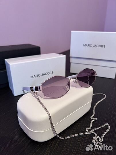 Солнцезащитные очки женские Mark Jacobs