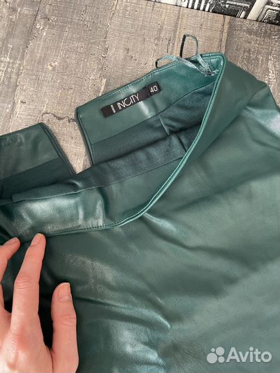 Кожаная юбка insity