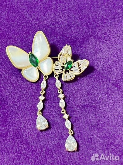 Брошь с кристаллами сваровски в ассортименте