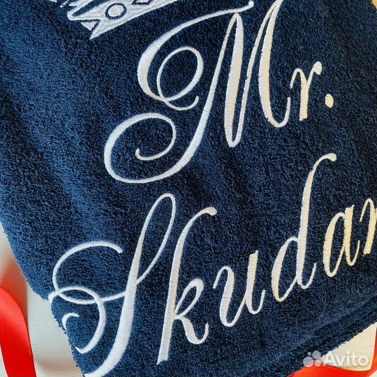 Мужской махровый халат с вышивкой на заказ